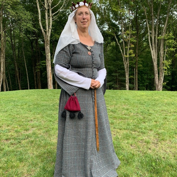 14th Century Wool Gown SCA/Medieval/Renaissance - Picture 1 of 6